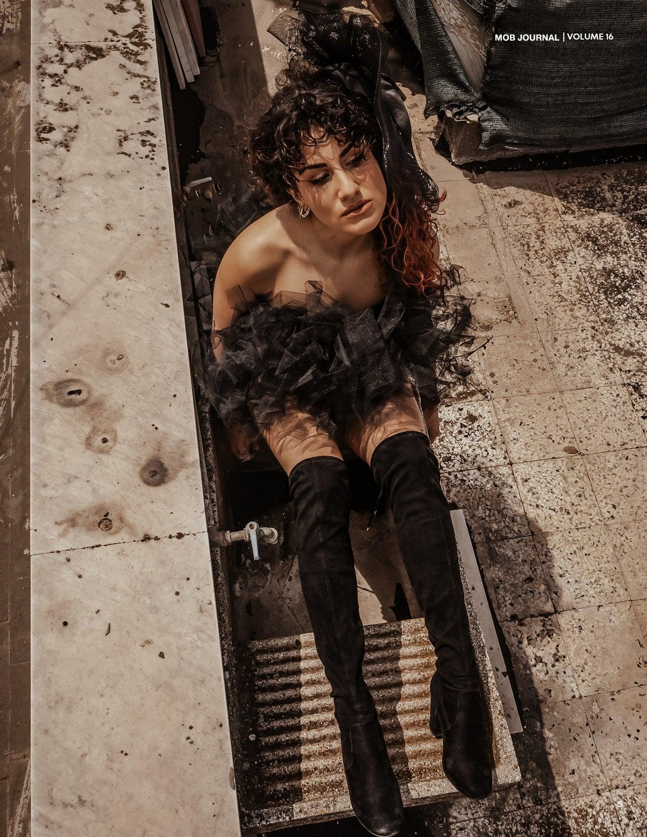 MOB JOURNAL | VOLUME SIXTEEN | ISSUE #37 - Mob Journal