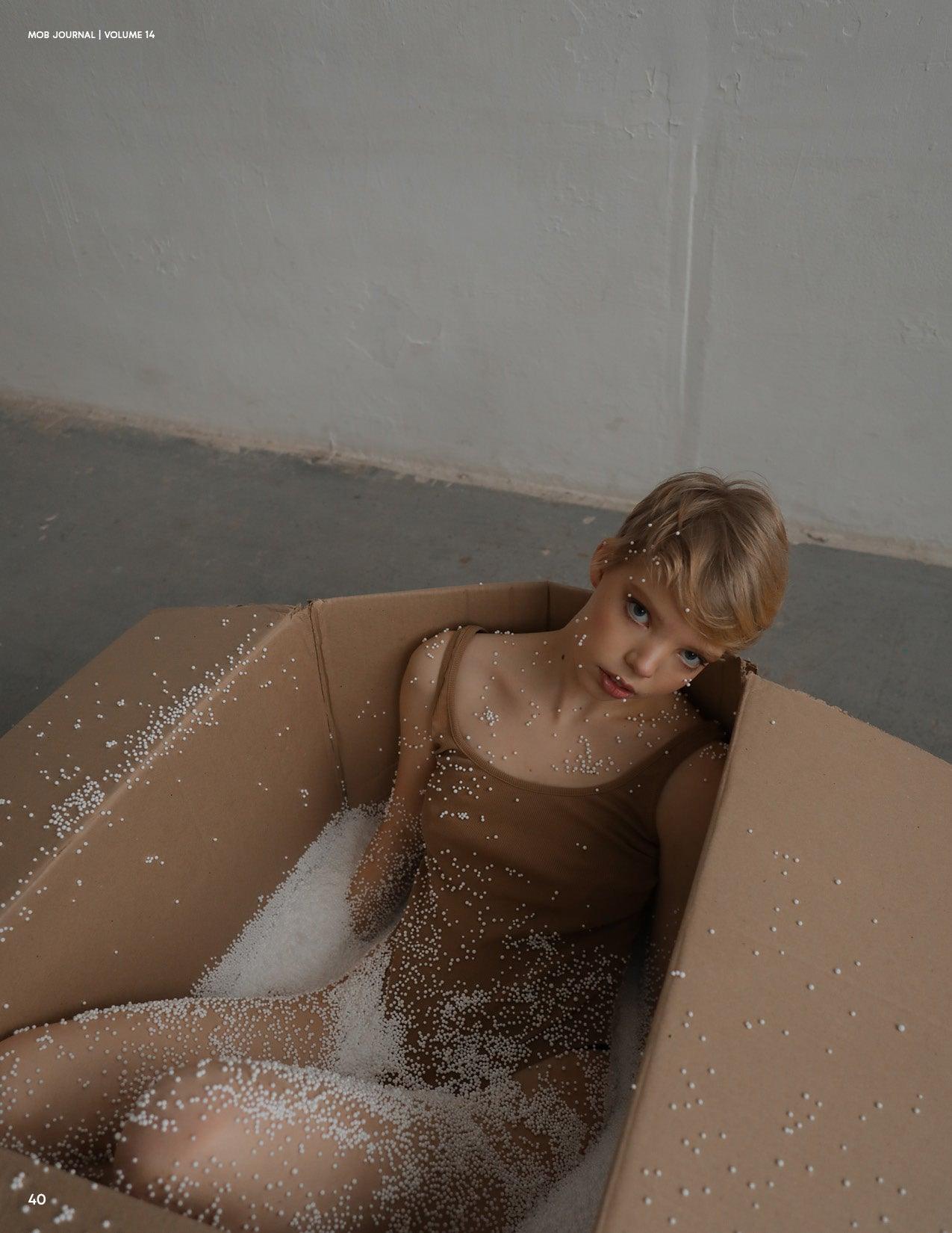 MOB JOURNAL | VOLUME FOURTEEN | ISSUE #19 - Mob Journal