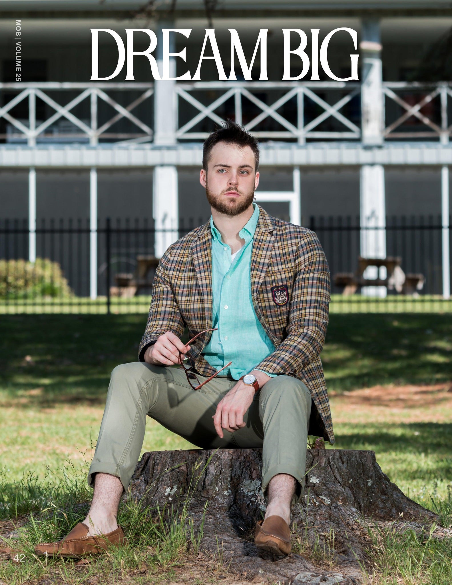 MOB JOURNAL | VOLUME TWENTY FIVE | ISSUE #40 - Mob Journal
