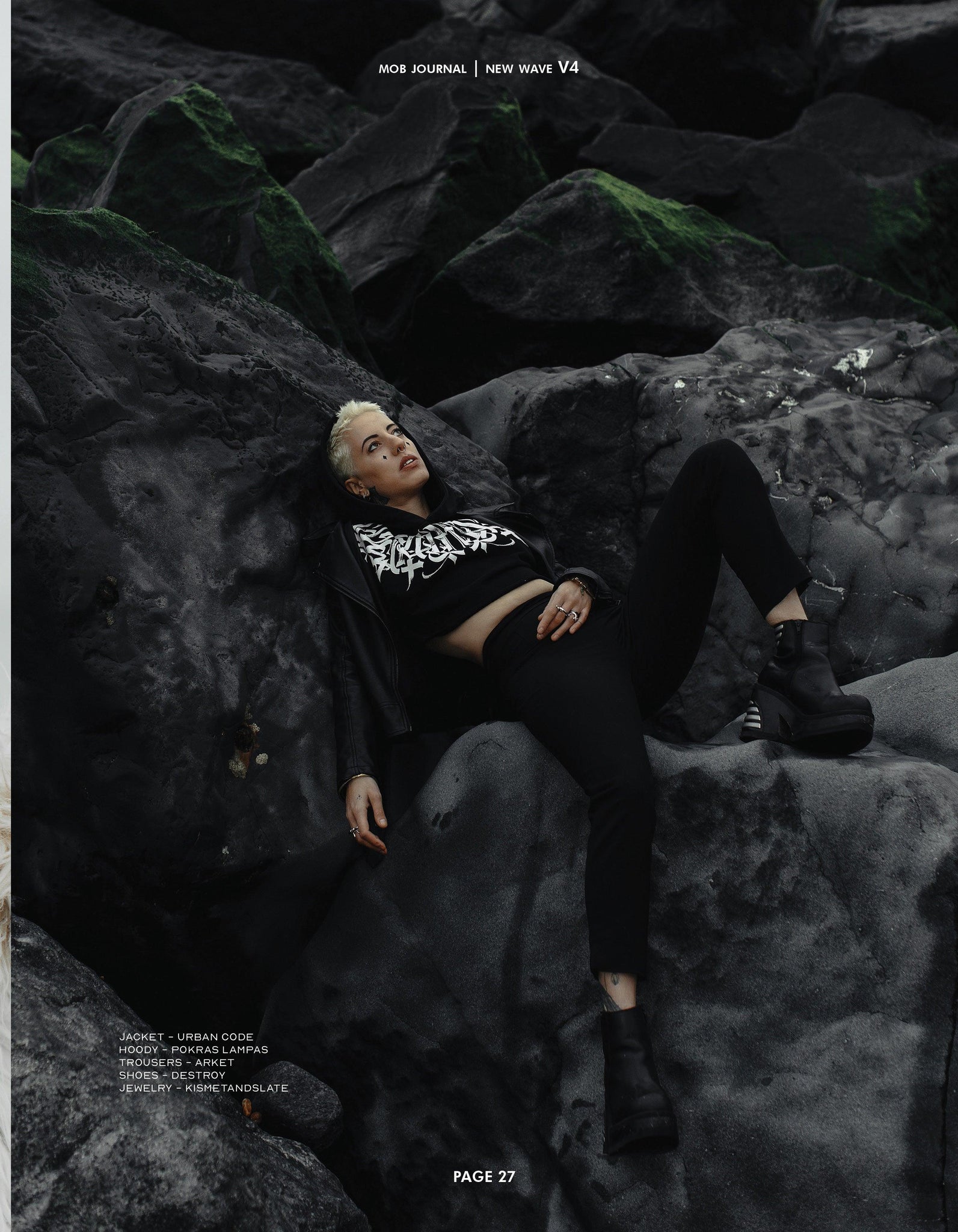 NEW WAVE | VOLUME FOUR | ISSUE #01 - Mob Journal