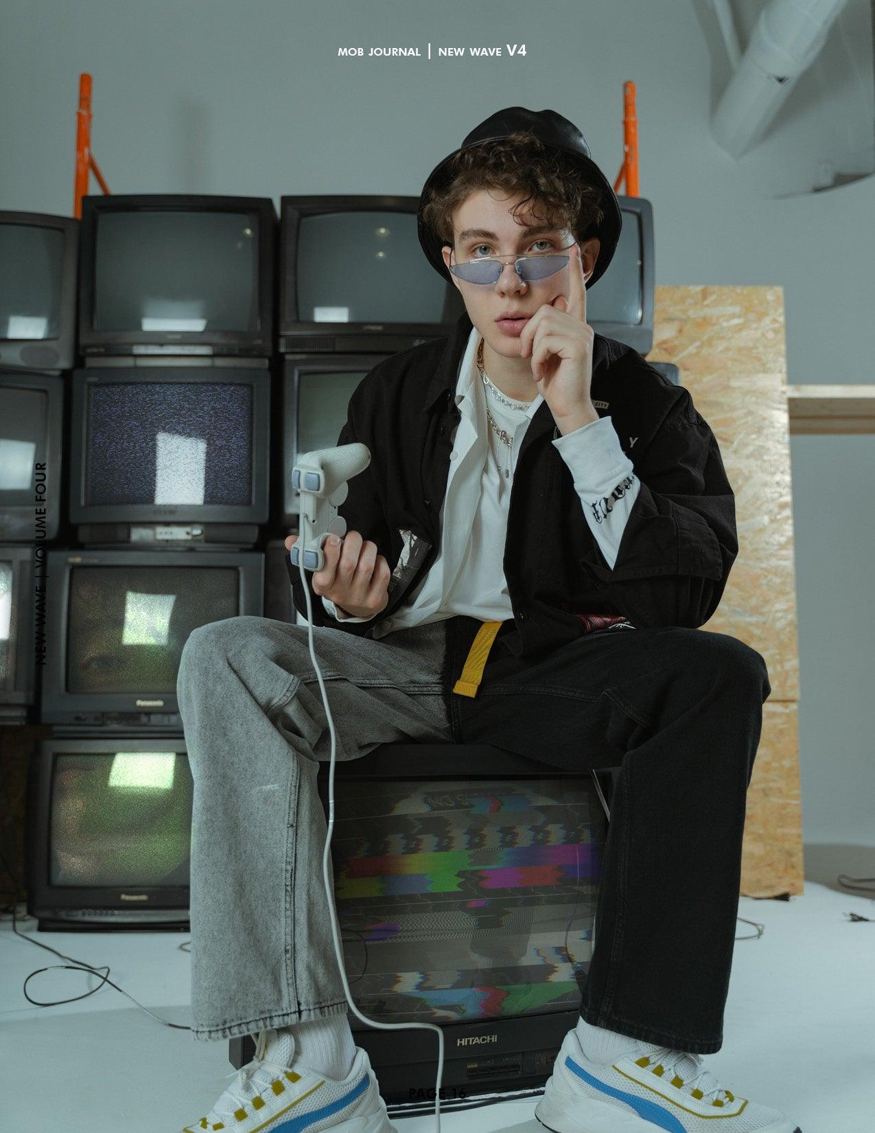 NEW WAVE | VOLUME FOUR | ISSUE #09 - Mob Journal