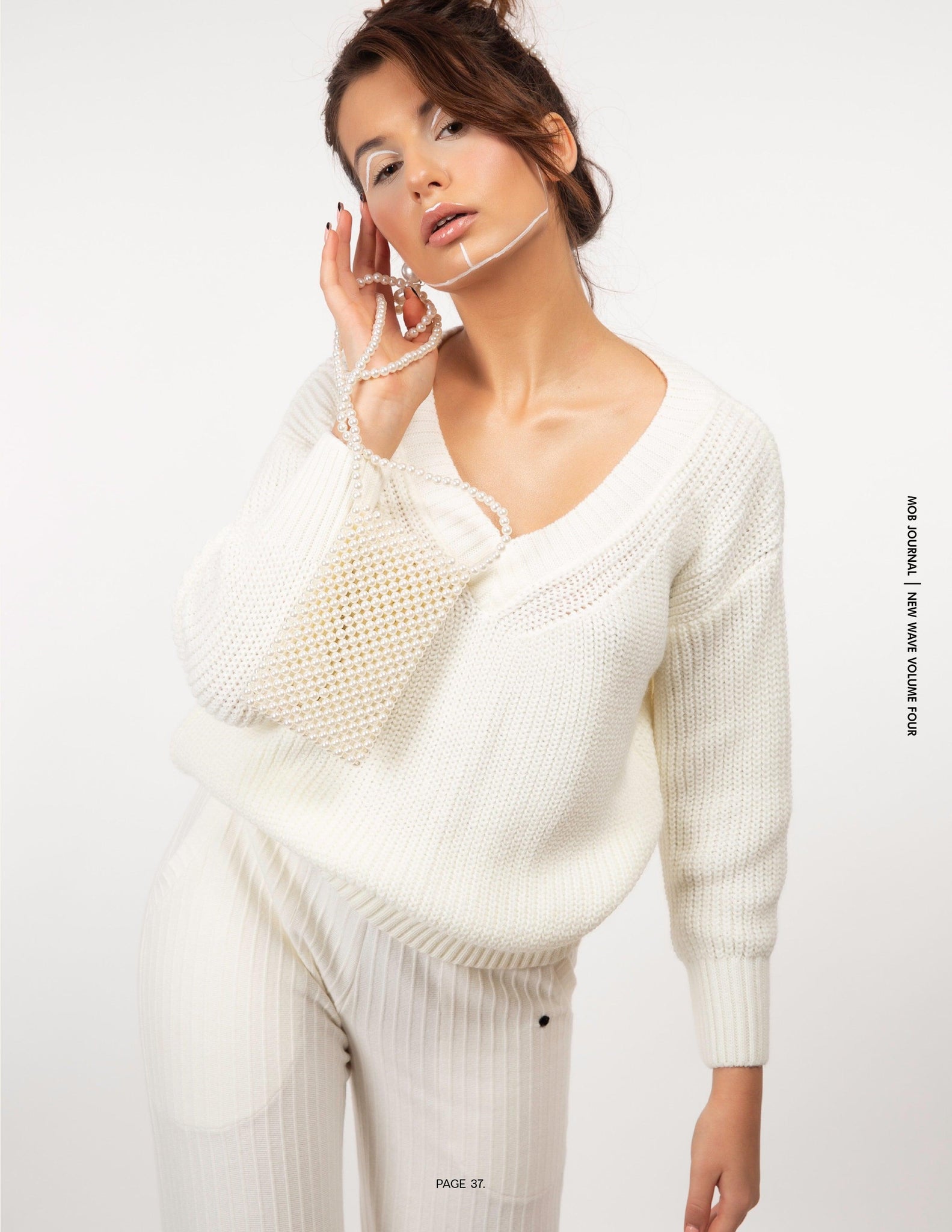 NEW WAVE | VOLUME FOUR | ISSUE #16 - Mob Journal