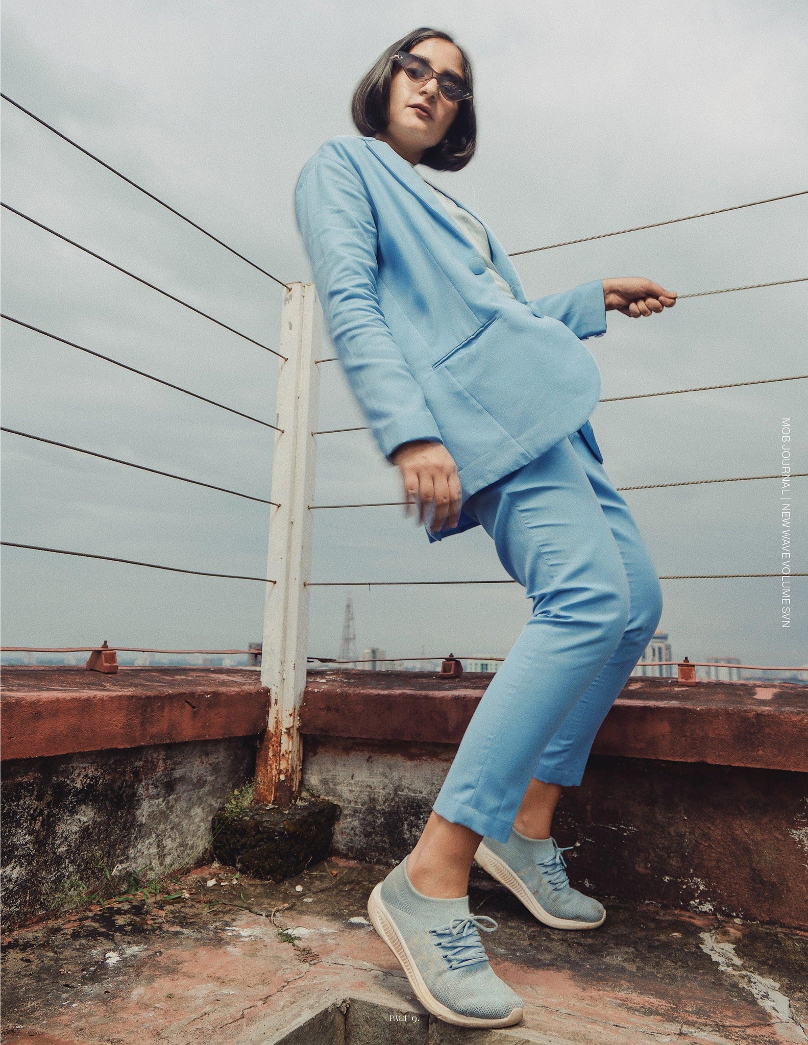 NEW WAVE | VOLUME SEVEN | ISSUE #01 - Mob Journal