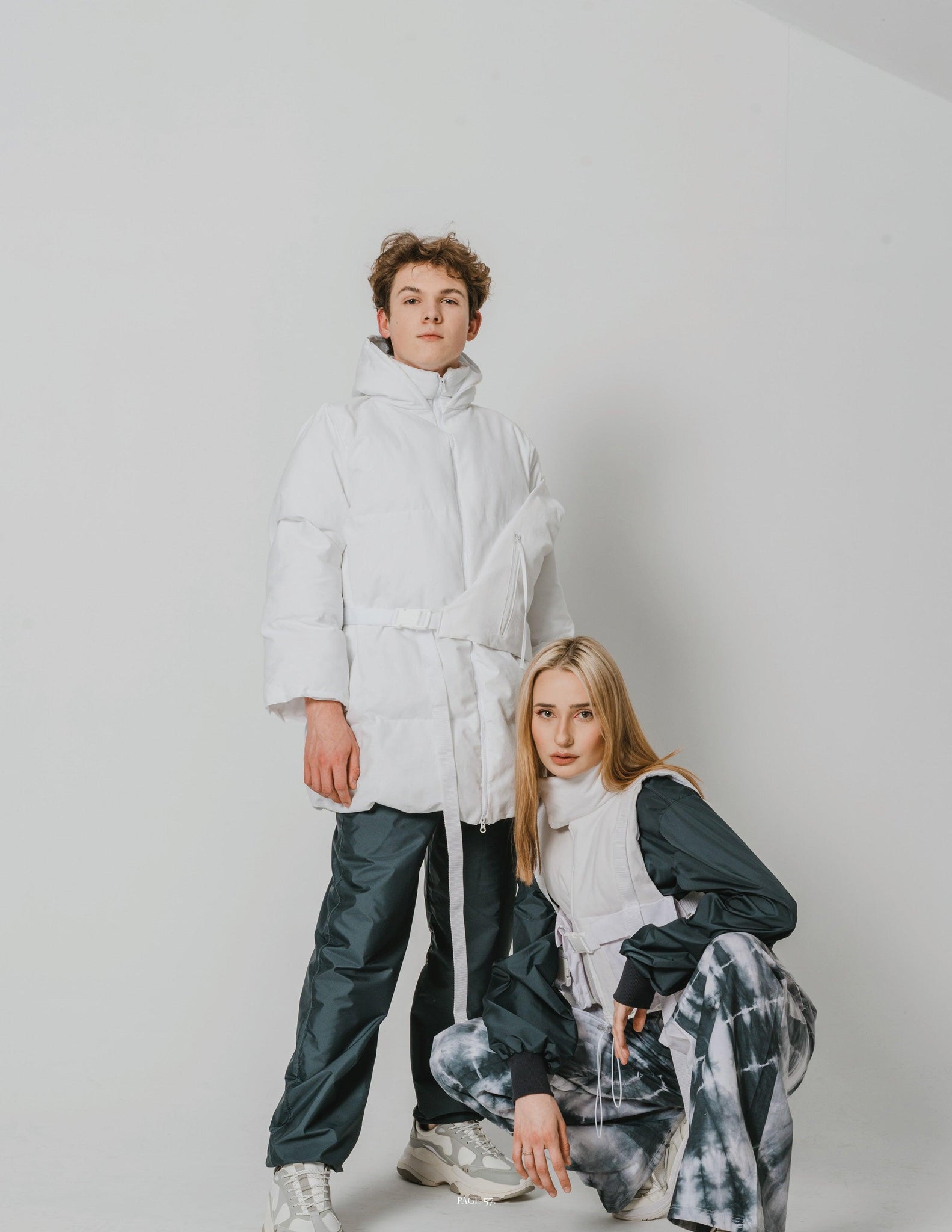 NEW WAVE | VOLUME SEVEN | ISSUE #08 - Mob Journal