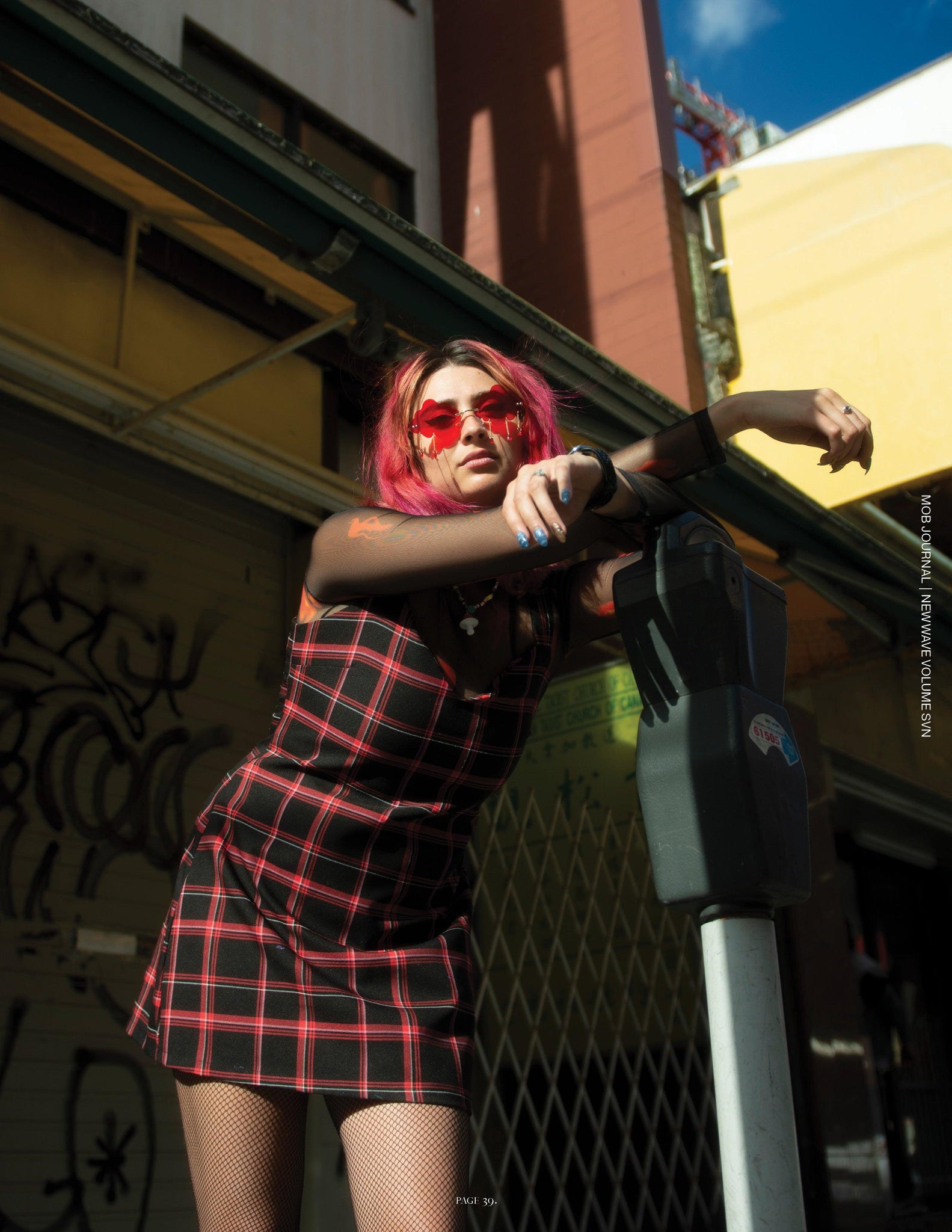 NEW WAVE | VOLUME SEVEN | ISSUE #13 - Mob Journal