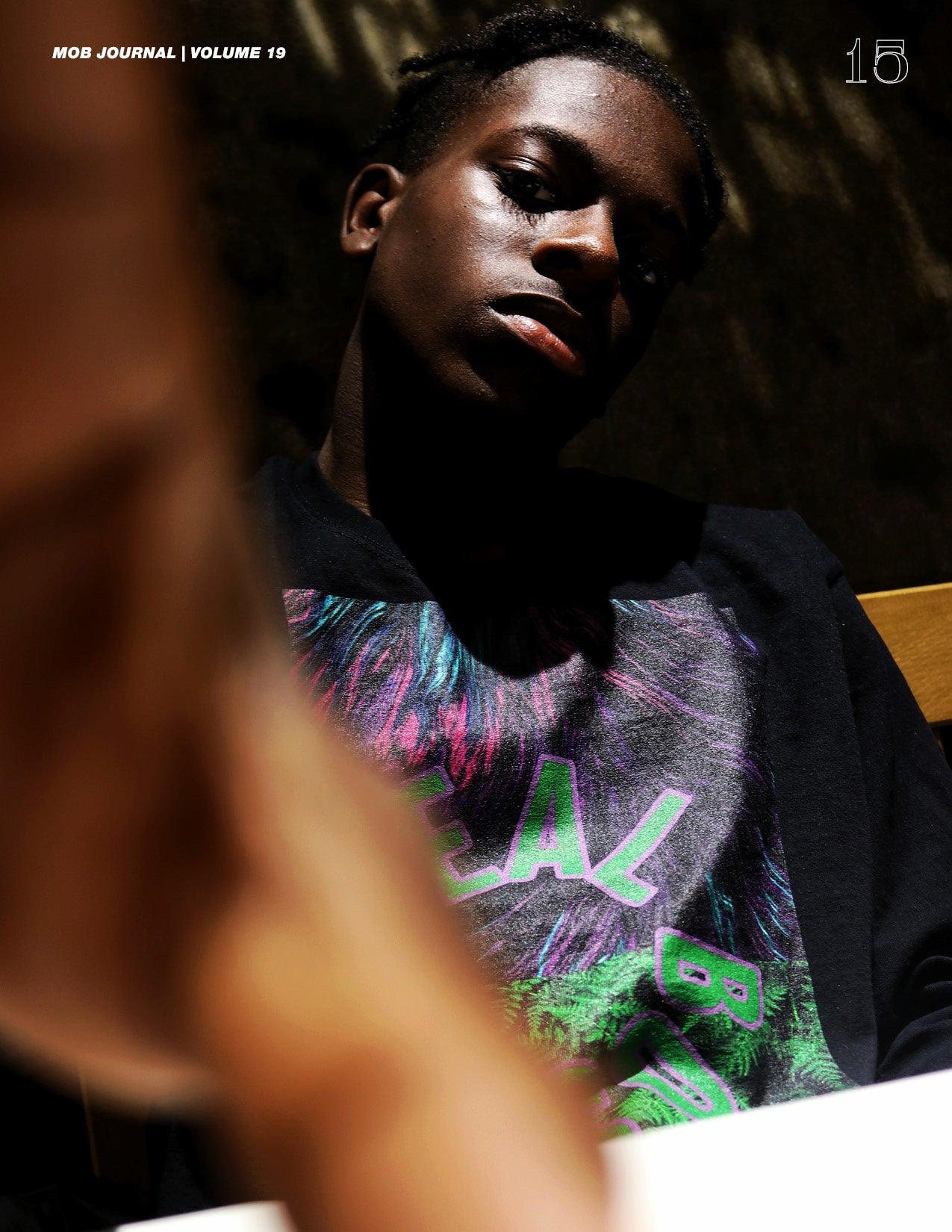 MOB JOURNAL | VOLUME NINETEEN | ISSUE #33 - Mob Journal
