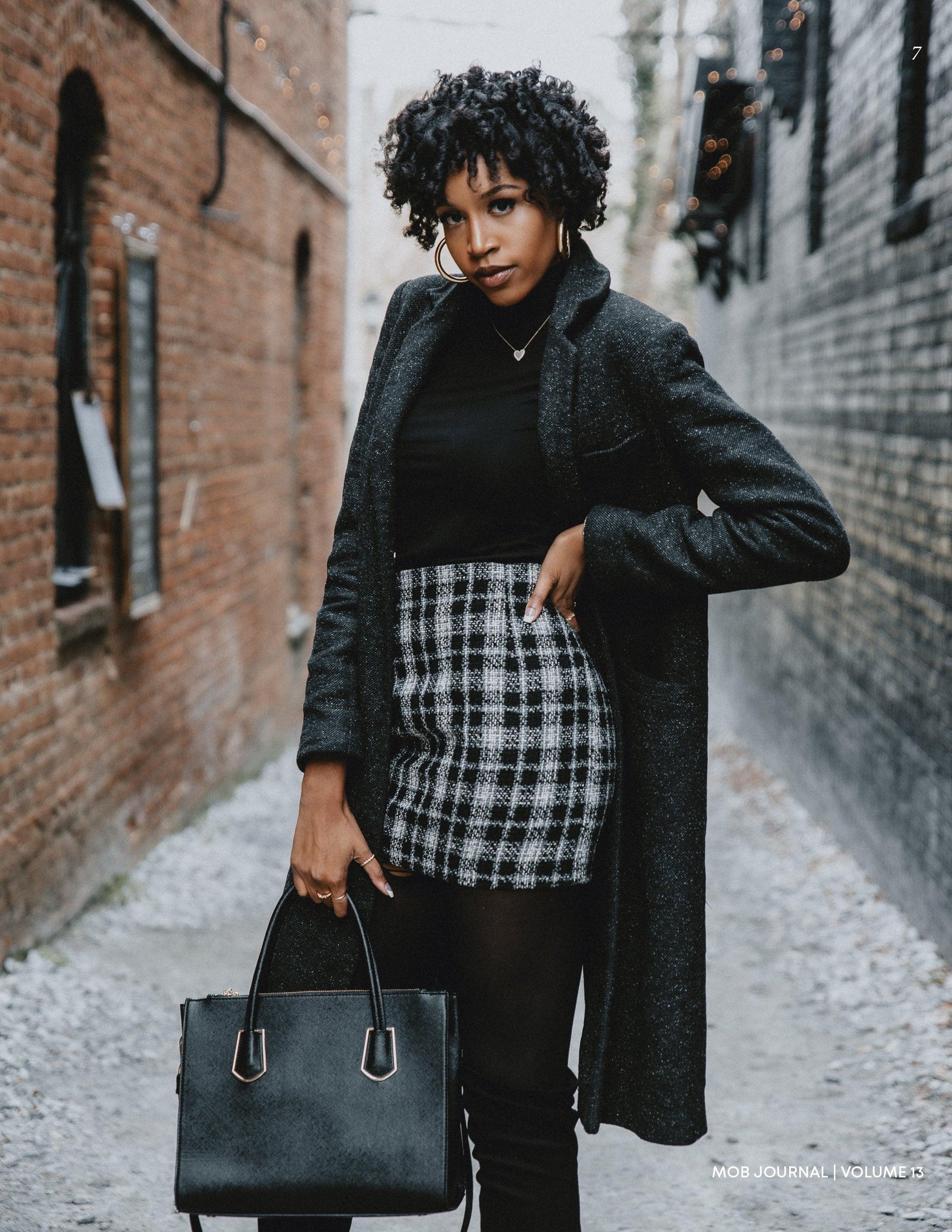 MOB JOURNAL | VOLUME THIRTEEN | ISSUE #19 - Mob Journal