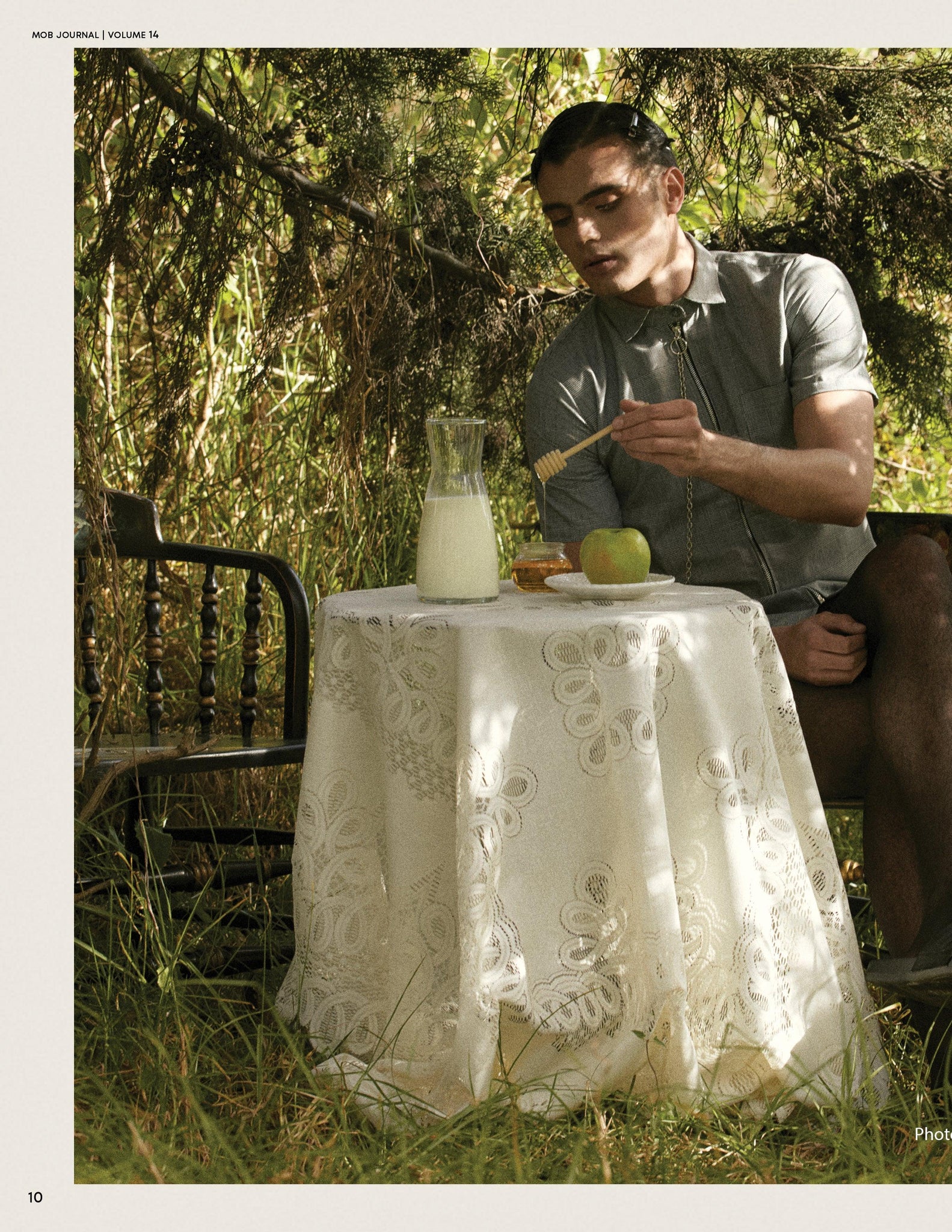 MOB JOURNAL | VOLUME FOURTEEN | ISSUE #49 - Mob Journal